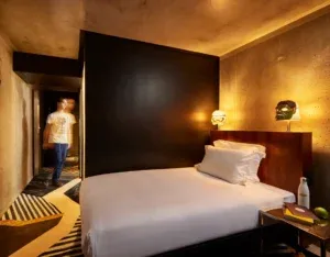 Mama Paris East Chambre
